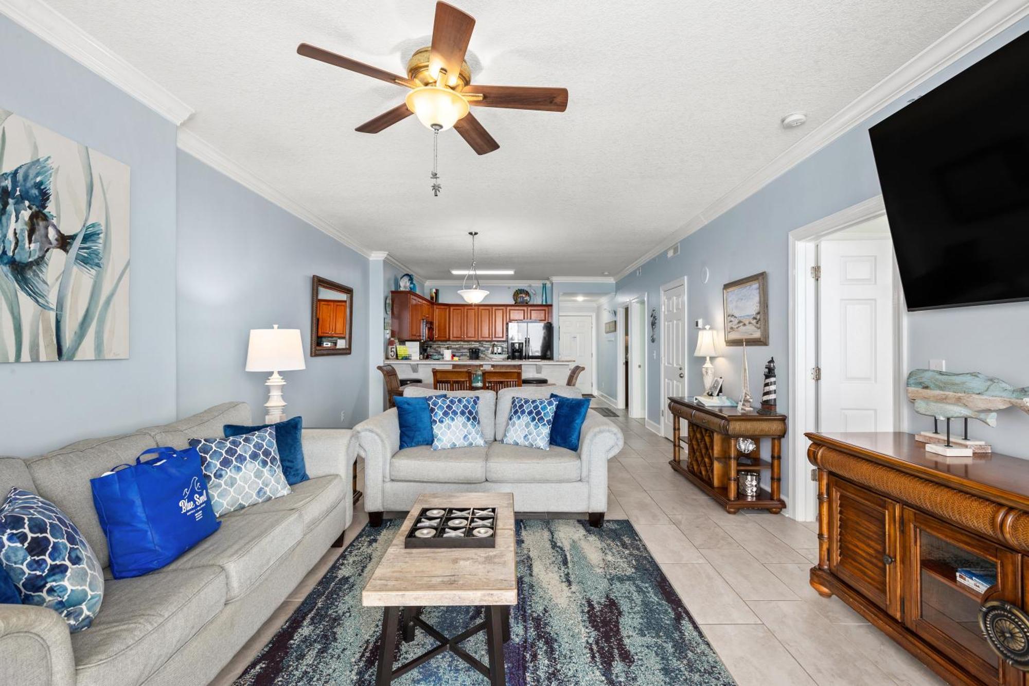 New Property! Vacation Right On The Gulf In & Seafoam Sleeps 6! Holiday home Panama City Beach