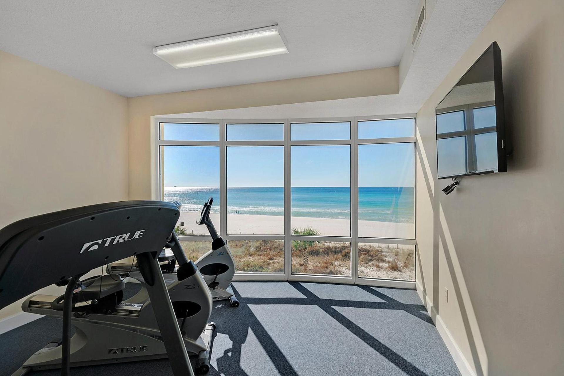 New Property! Vacation Right On The Gulf In & Seafoam Sleeps 6! * Panama City Beach