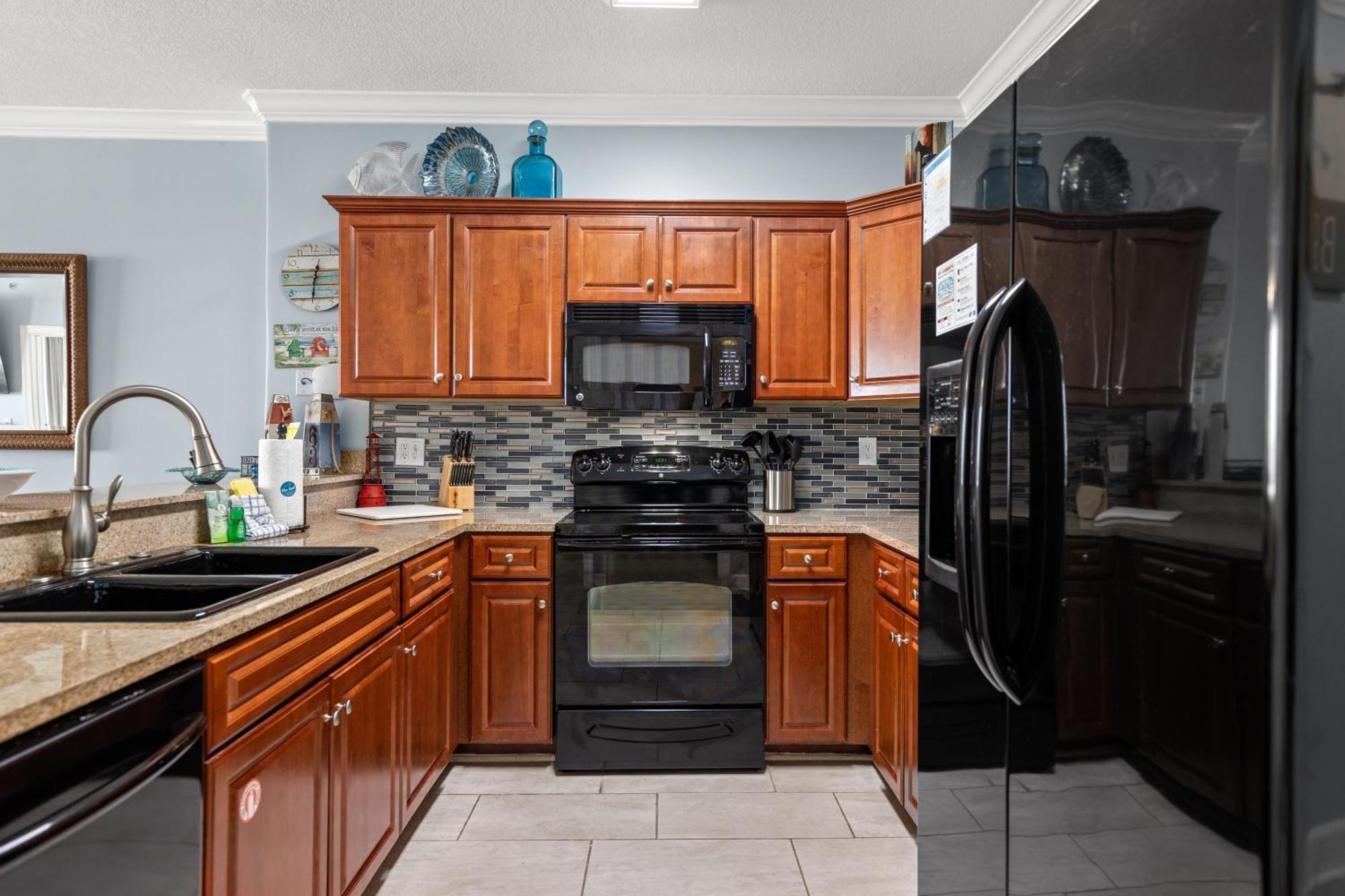 New Property! Vacation Right On The Gulf In & Seafoam Sleeps 6! Holiday home