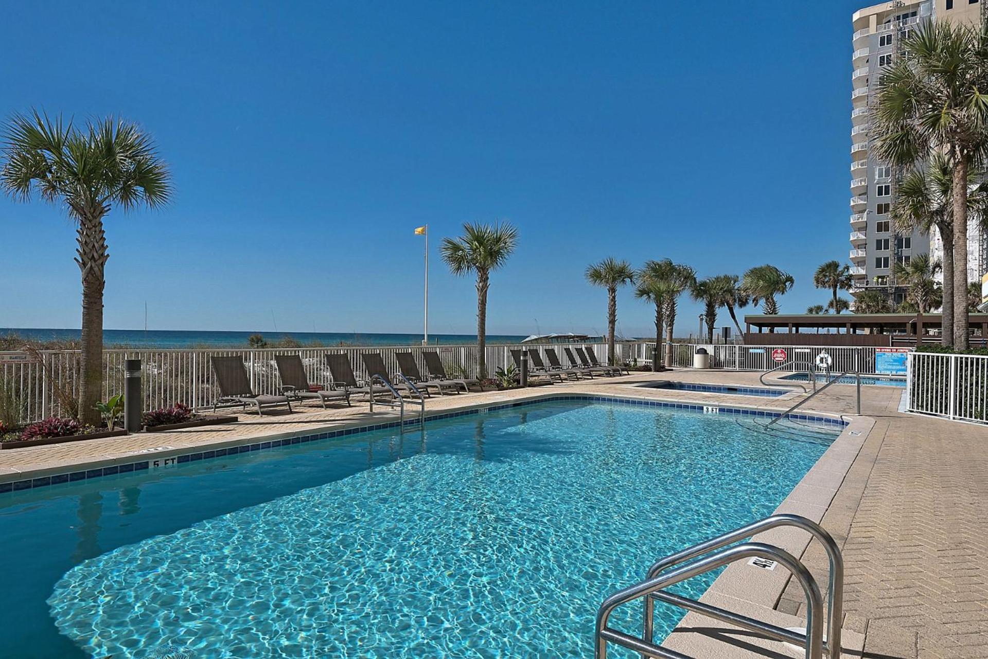 Holiday home New Property! Vacation Right On The Gulf In & Seafoam Sleeps 6! Panama City Beach
