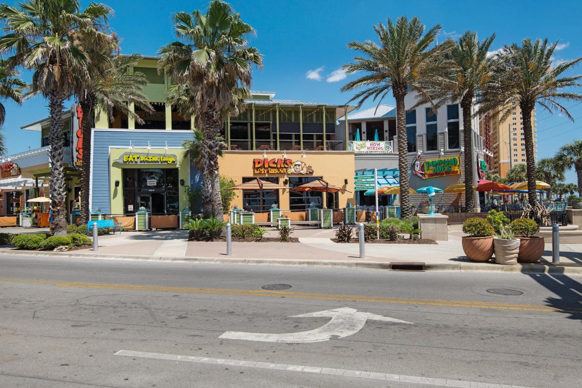 New Property! Vacation Right On The Gulf In & Seafoam Sleeps 6! Holiday home