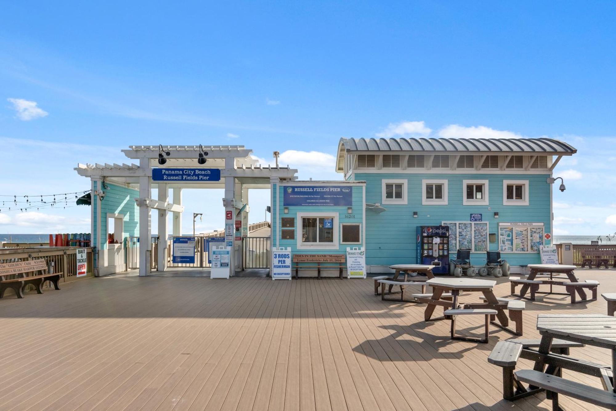 Holiday home New Property! Vacation Right On The Gulf In & Seafoam Sleeps 6! Panama City Beach